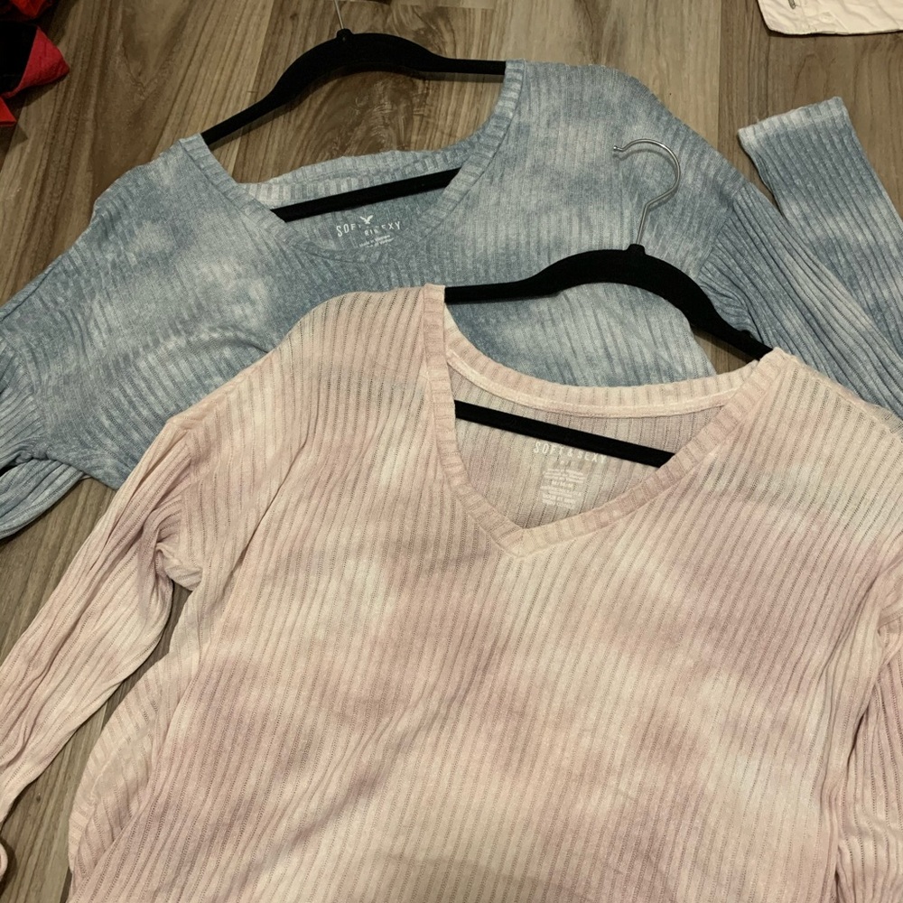 American Eagle Thin Long Sleeve
